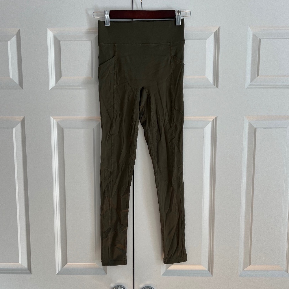 All Access Center Stage Pocket Leggings - Grape Leaf XS